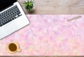 Mata ochronna na biurko antypoślizgowa różowa abstrakcja