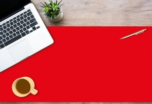 Podkładka antypoślizgowa mata na biurko czerwona 