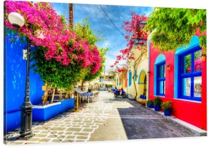 Obraz na płótnie canvas Wyspa Kos kwiaty alejka miasteczko