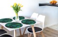 PODKŁADKI OCHRONNE MATY POD TALERZE na stół NOWOCZESNE ZMYWALNE zielone liście
