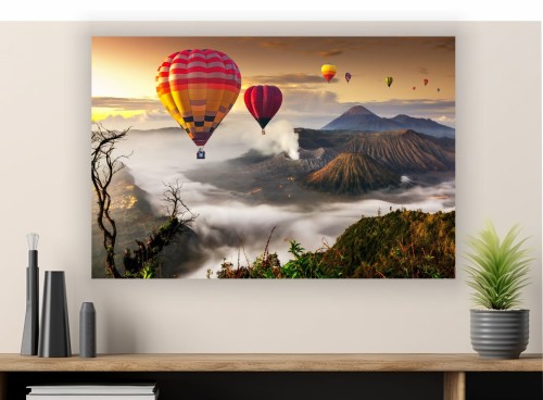 Obraz góry Bromo balony wzgórza na płótnie canvas 