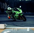 FOTOTAPETA DO SALONU ŚCIENNA Ciemne Zielone Kawasaki Ninja Zx-10R