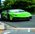 FOTOTAPETA DO SALONU ŚCIENNA Light Lime Lamborghini Huracan Evo