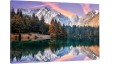 obraz na płótnie canvas piękne jezioro w górach