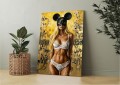 Ekskluzywny Obraz Kobieta seksowna w Masce Myszki, Modern Pop Art –Złote Detale, Glamour Street Art, Luxury Wall Art – Edycja Premium | Sztuka Nowoczesna i Pop-Art