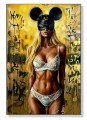 Ekskluzywny Obraz Kobieta seksowna w Masce Myszki, Modern Pop Art –Złote Detale, Glamour Street Art, Luxury Wall Art – Edycja Premium | Sztuka Nowoczesna i Pop-Art